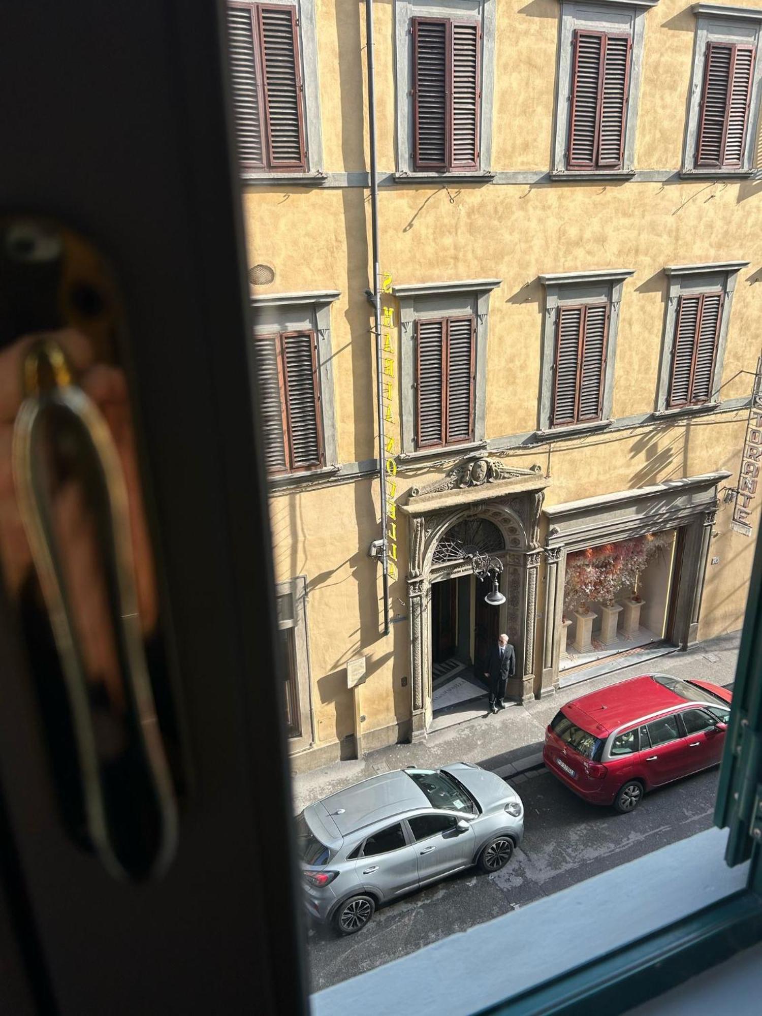 Appartamento Caratteristico Santa Maria Novella *